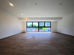 Shrewsbury Road (D11), Terrace #577114851